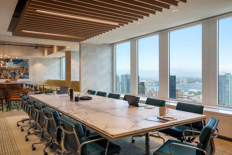 KA-Murphy-Interior-Design-New-York-Project-One-Penn-Plaza-Large-Conference-Room