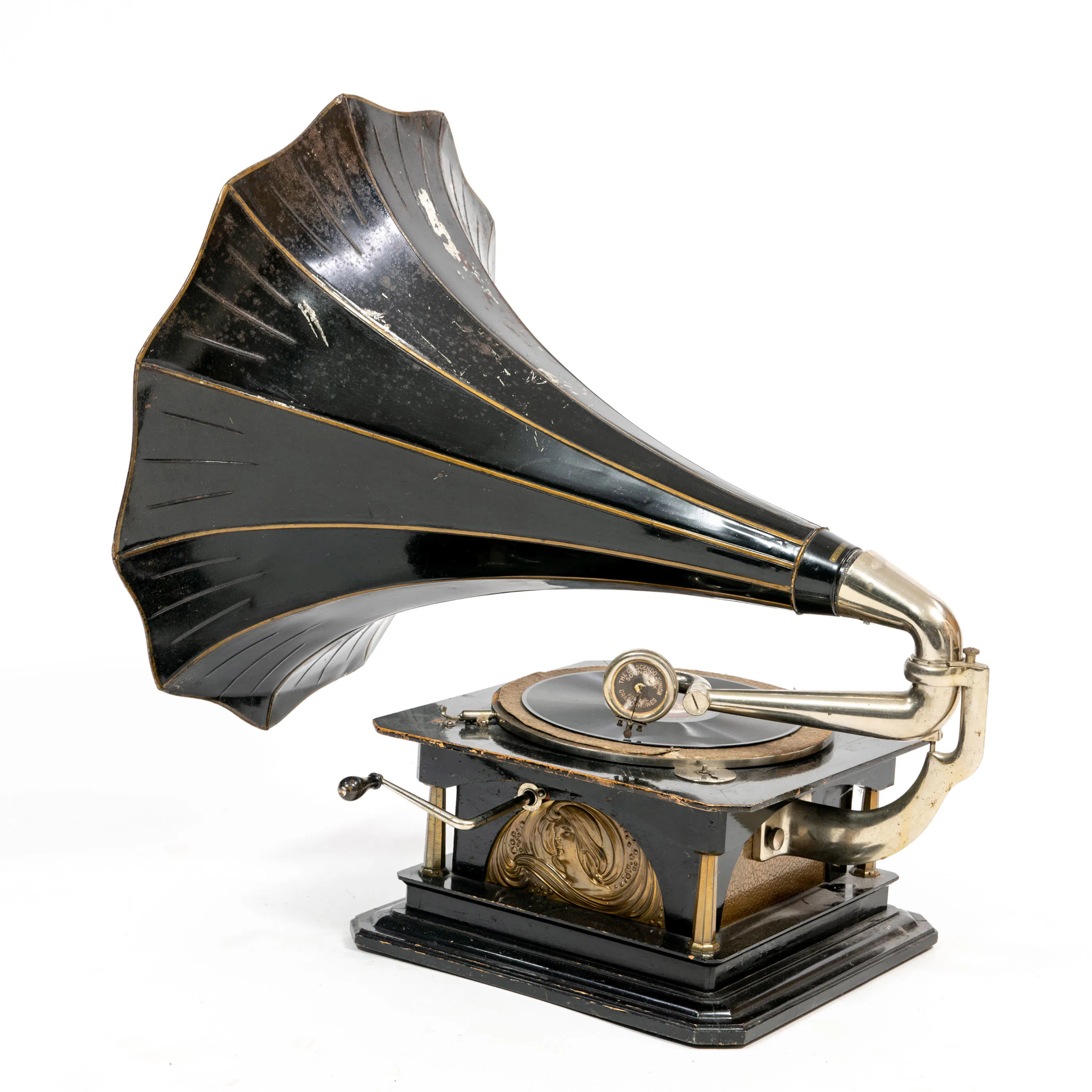 154 TRATTGRAMMOFON, 1900-talets början