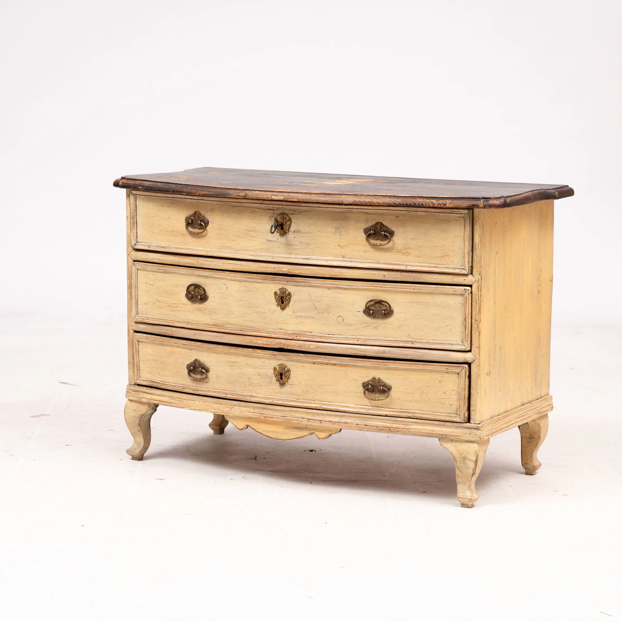 27 BYRÅ, 1700-tal, bemålad