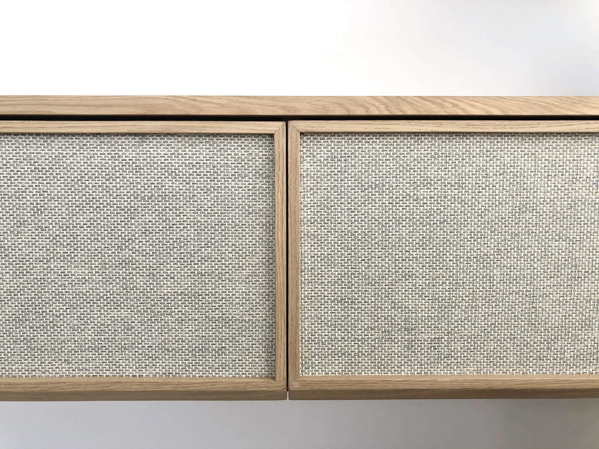 Detalle mueble tapizado del proyecto de decoración en Jorge Juan, barrio de Salamanca (Madrid)