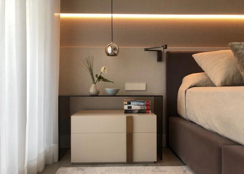 Detalle de dormitorio del proyecto en Majadahonda del estudio de interiorismo en Madrid
