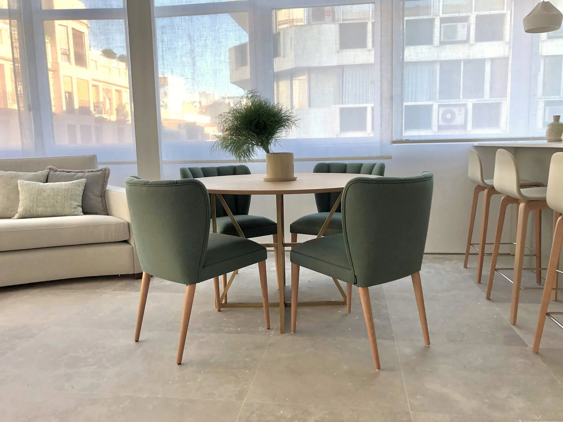 Perspectiva salón-comedor del proyecto de decoración en Jorge Juan, barrio de Salamanca (Madrid)