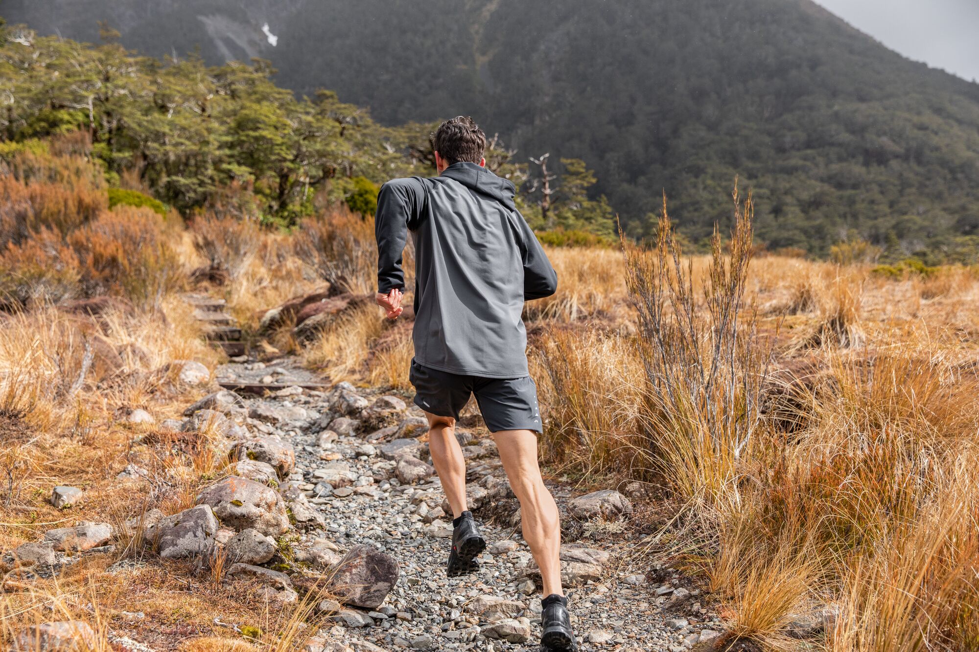 kathmandu walking shoes