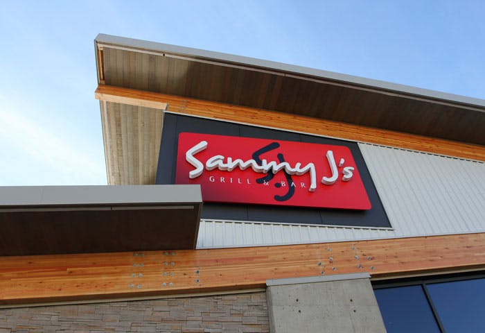 Sammy J's Grill & Bar, South Surrey Photo 6