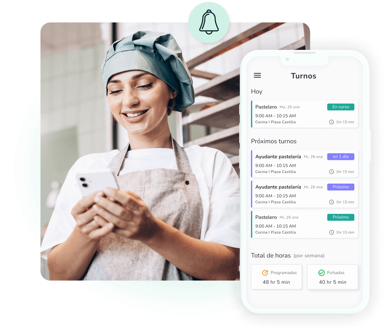 Una trabajadora consultando sus próximos turnos con Kenjo en su teléfono móvil.