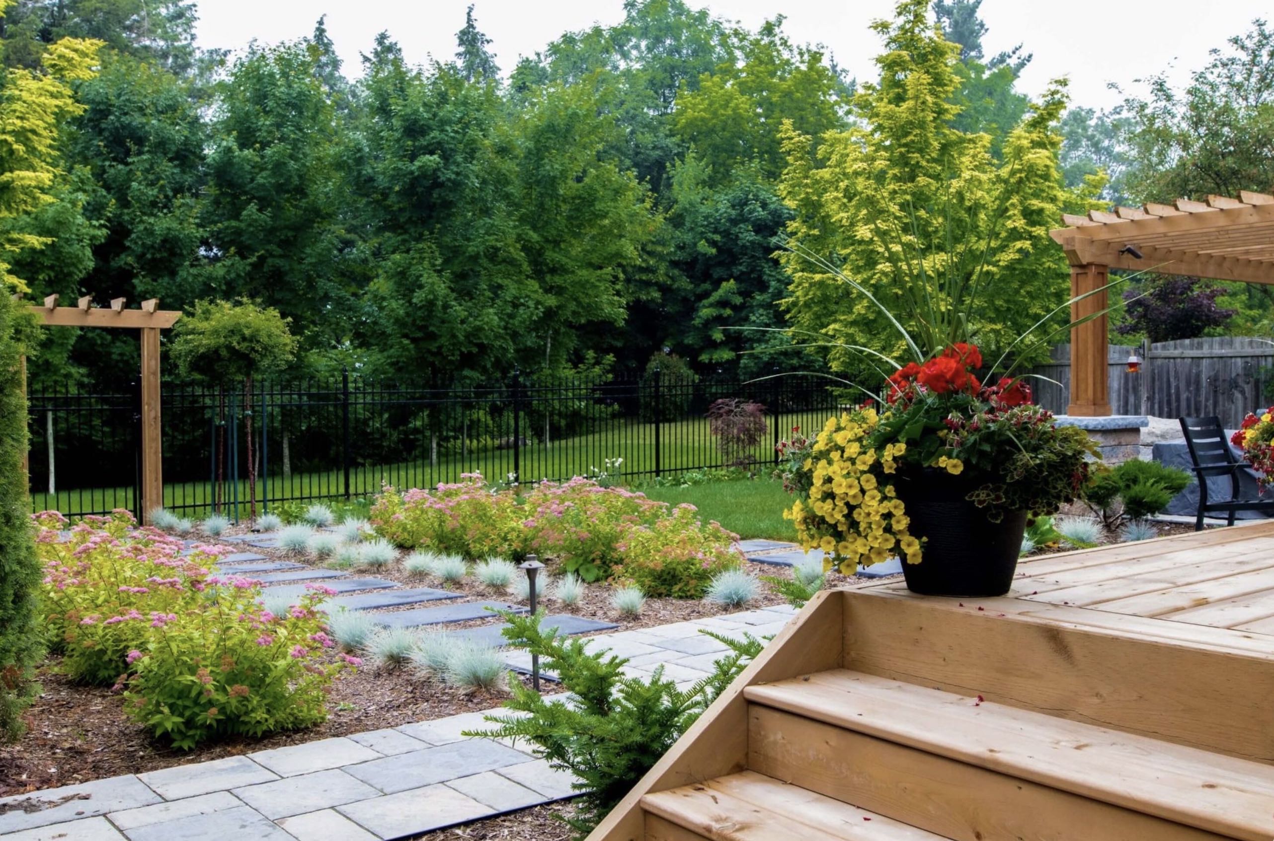 Kerr Kerr Landscaping In Cambridge Kitchener Waterloo Guelph   Dcc50a2d 1901 4880 88ac D52f7ff19822 Landscape Builder Hero 50 