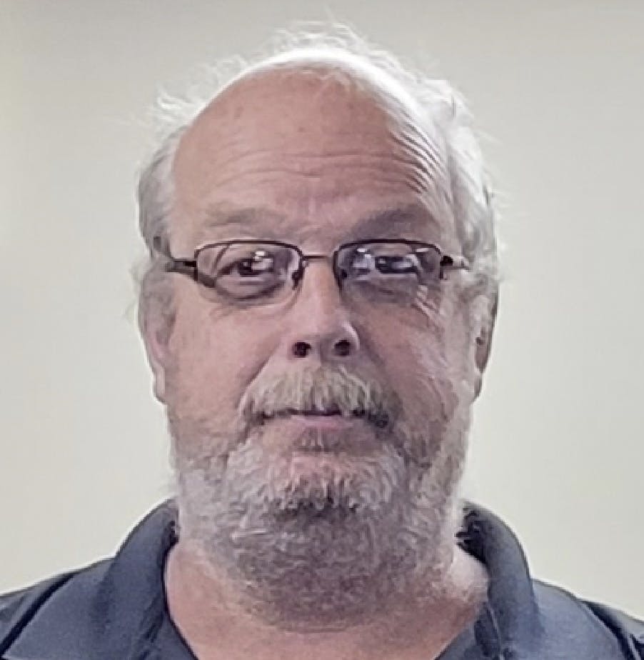 https://images.prismic.io/kerrandkerrlandscaping/fae51636-302a-4f9f-9d48-f2df80ebef7f_dave-kerr-headshot.jpg?auto=compress,format