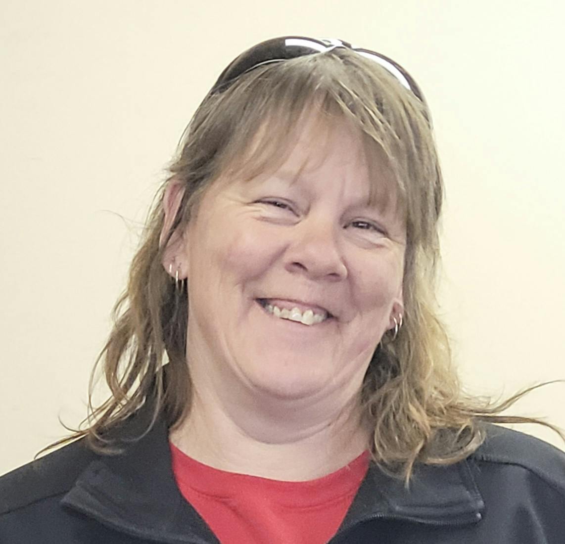 https://images.prismic.io/kerrandkerrlandscaping/fd8696d3-e1b4-4fcb-acd2-440b5415ca33_Annette+Kerr.jpg?auto=compress,format&rect=0,0,1142,1100&w=1142&h=1100