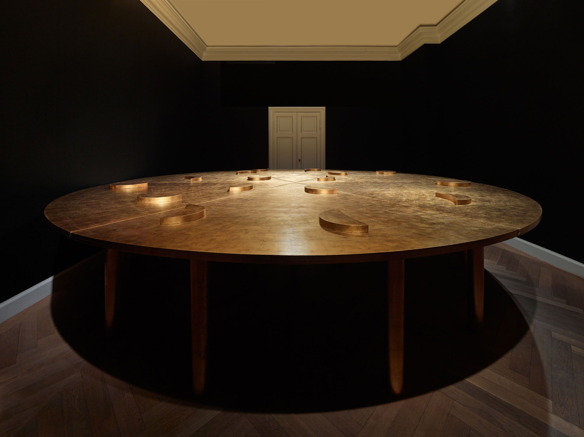 Exhibition - James Lee Byars The Palace of Perfect - KEWENIG