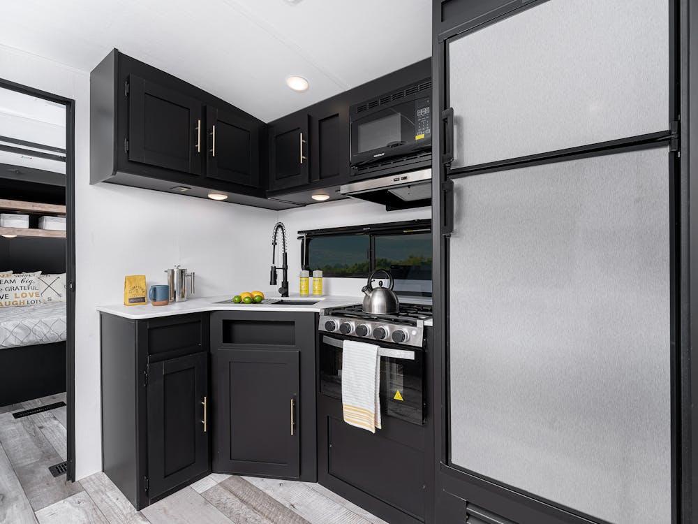 335 Kitchen