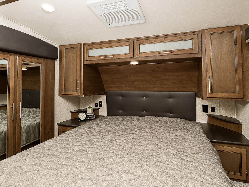 29MBS bedroom