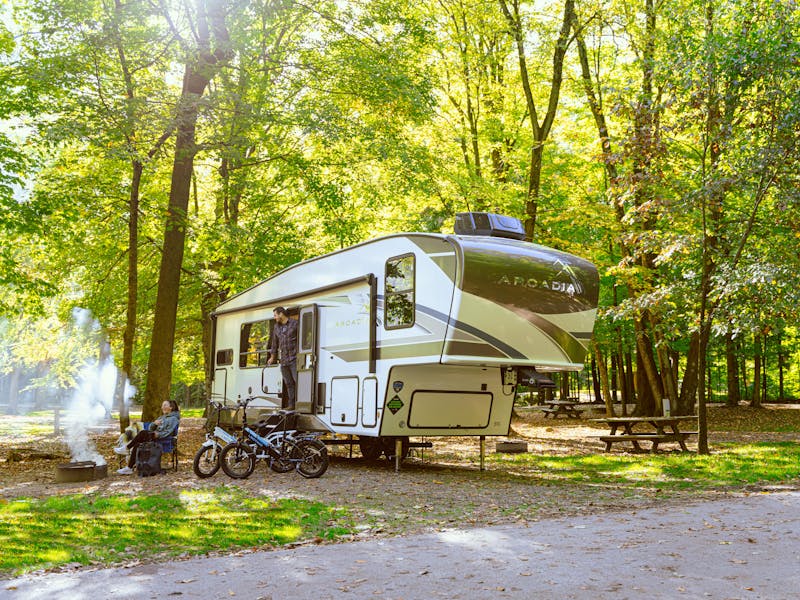 See the Fifth Wheel Buyer's Guide