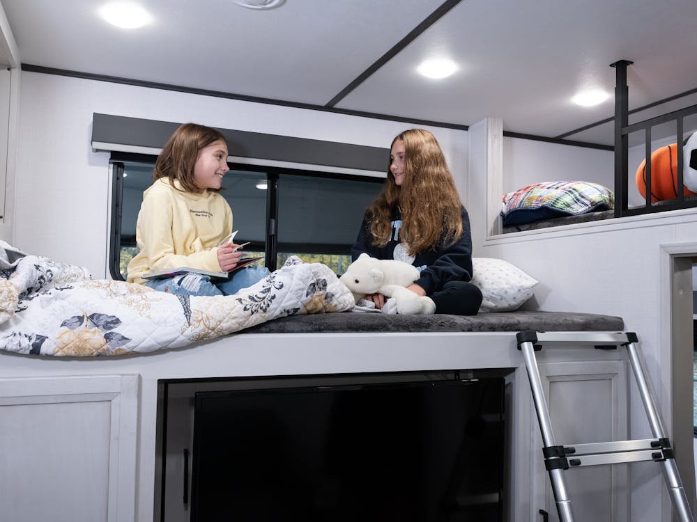 RVs for Big Families - Bring the Whole Family Along - Keystone RV ...