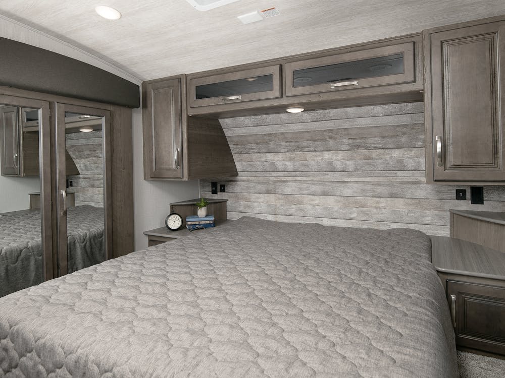 30RLS bedroom