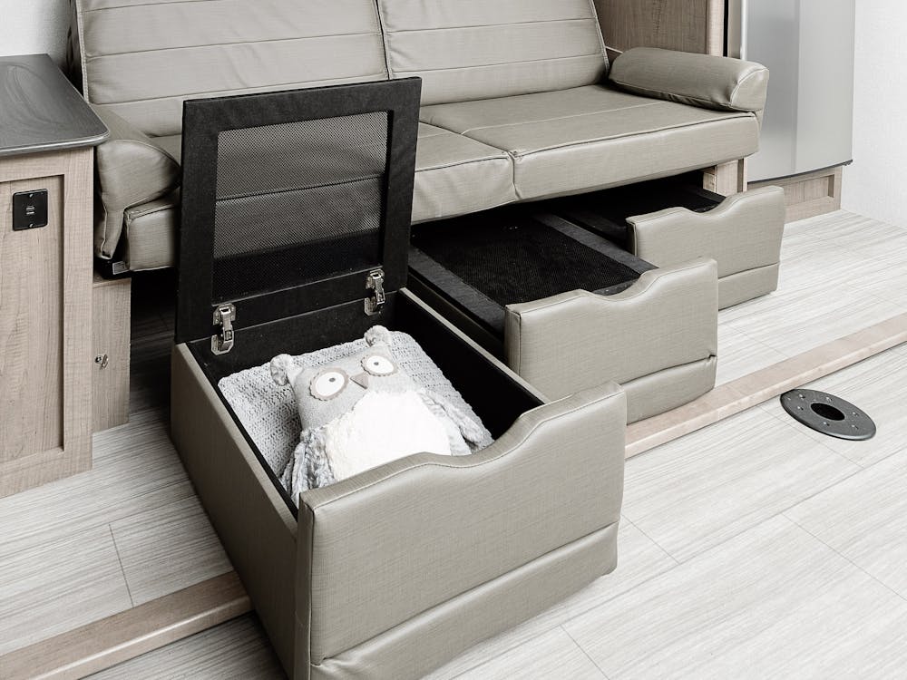 243RB sofa storage