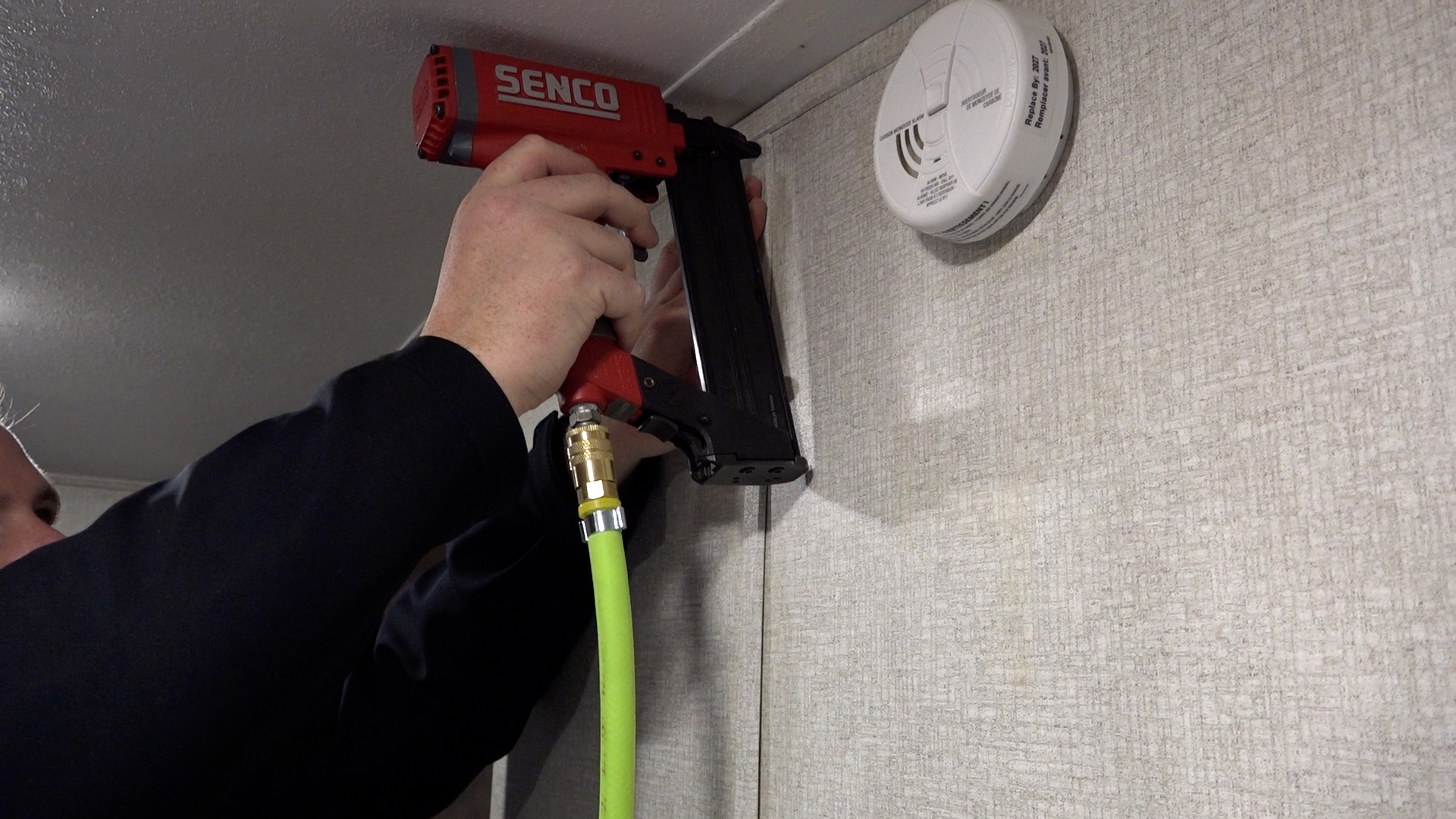 HOW TO REPLACE YOUR COMPARTMENT DOOR LOCKS Keystone RV