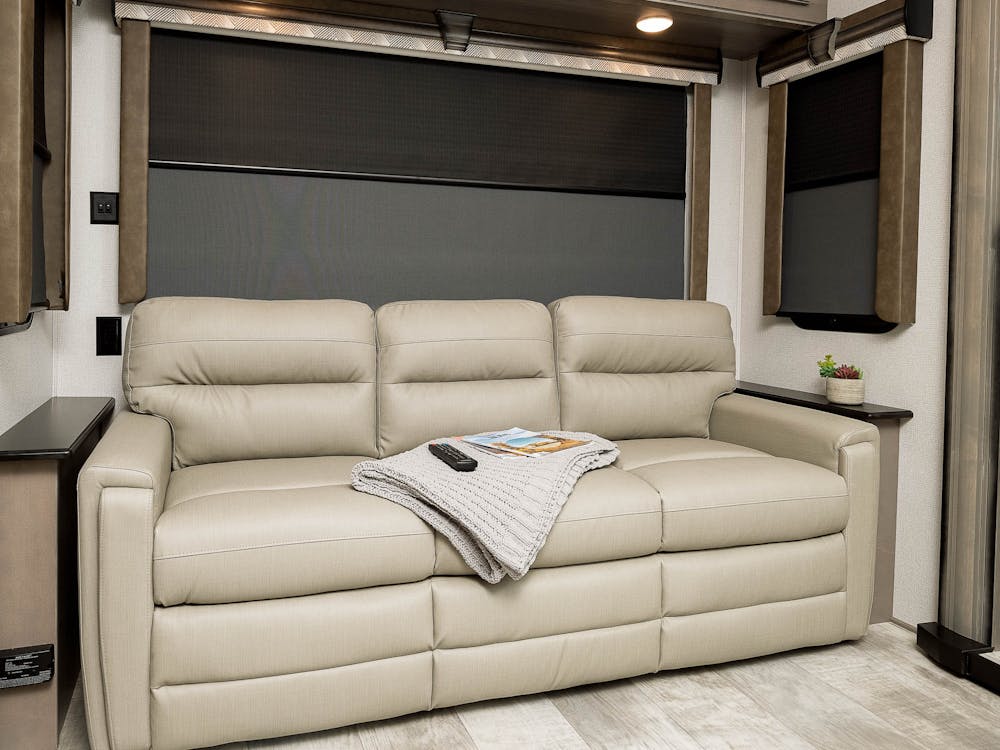 3121RL seating
