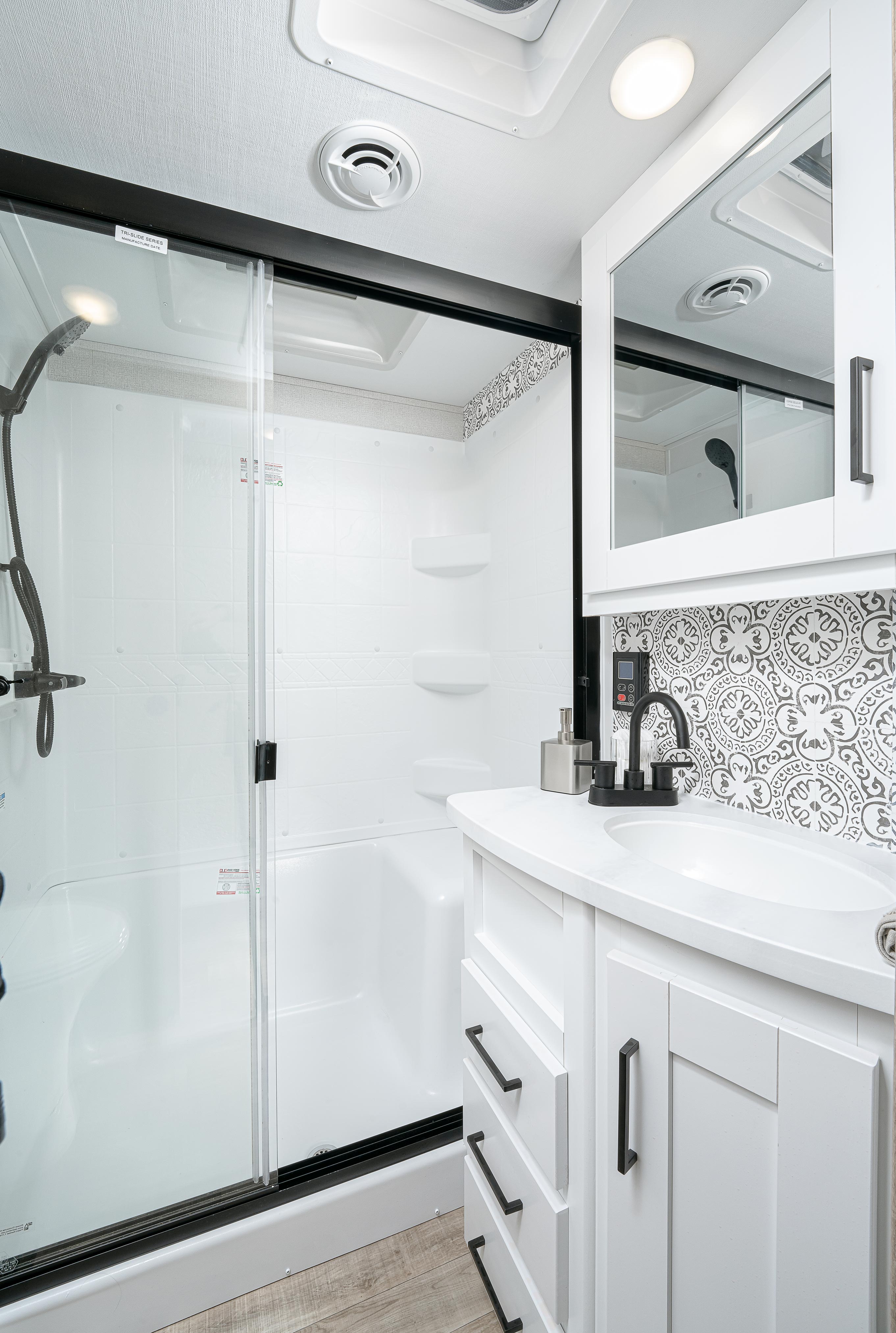 Keystone Arcadia Super Lite fifth wheels, a new generation of RVs ...