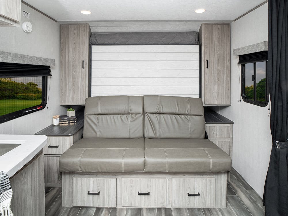 Passport 219BH murphey bed up