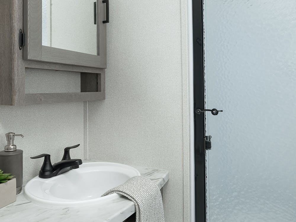 340BH bathrooom sink
