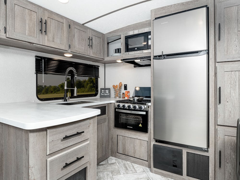 Keystone Springdale 293 travel trailer