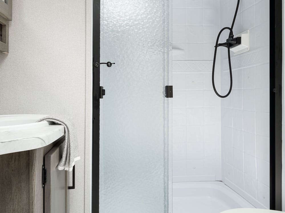 340BH bathrooom