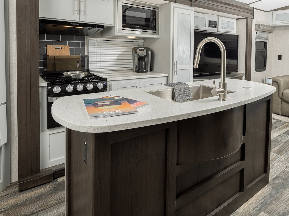 30RIPR kitchen island