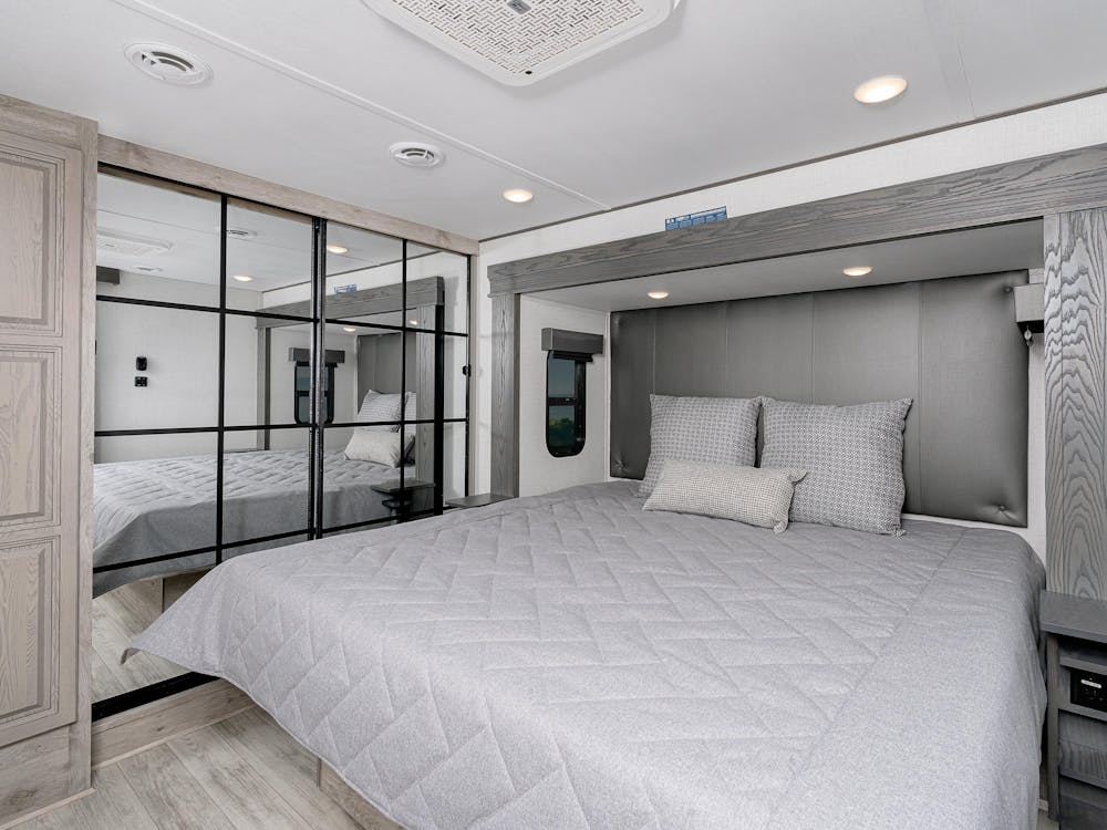 Best in Show at Florida RV SuperShow - Keystone RV