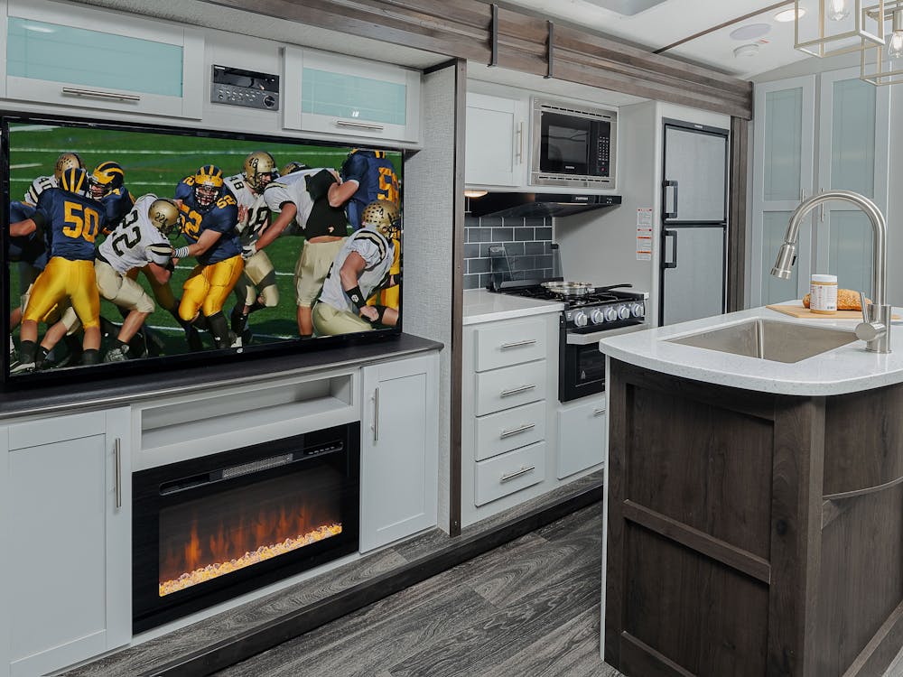 Premier 34RIPR entertainment