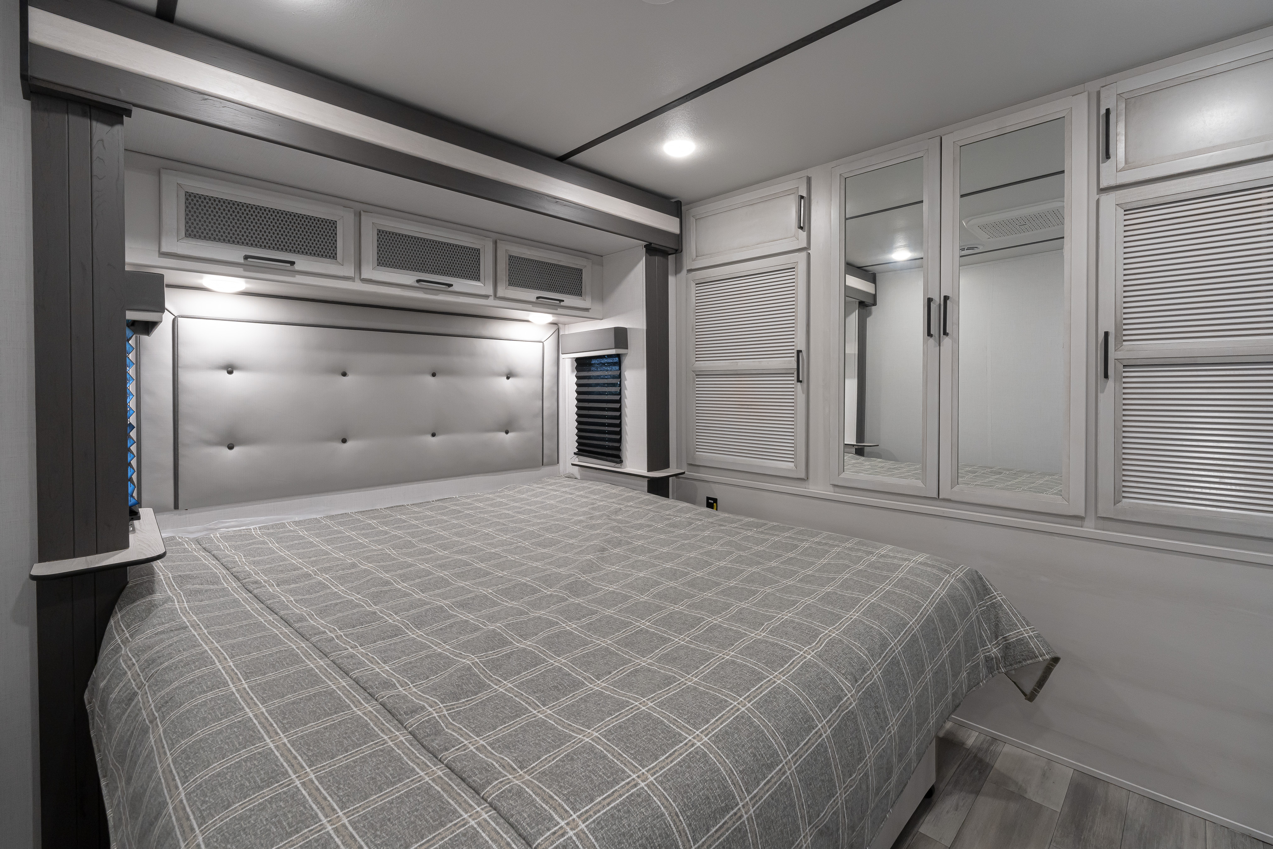 Get Ready For Summer With These Travel Trailer Bunkhouses Keystone RV