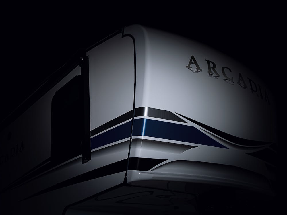 Keystone Arcadia 3660 front cap