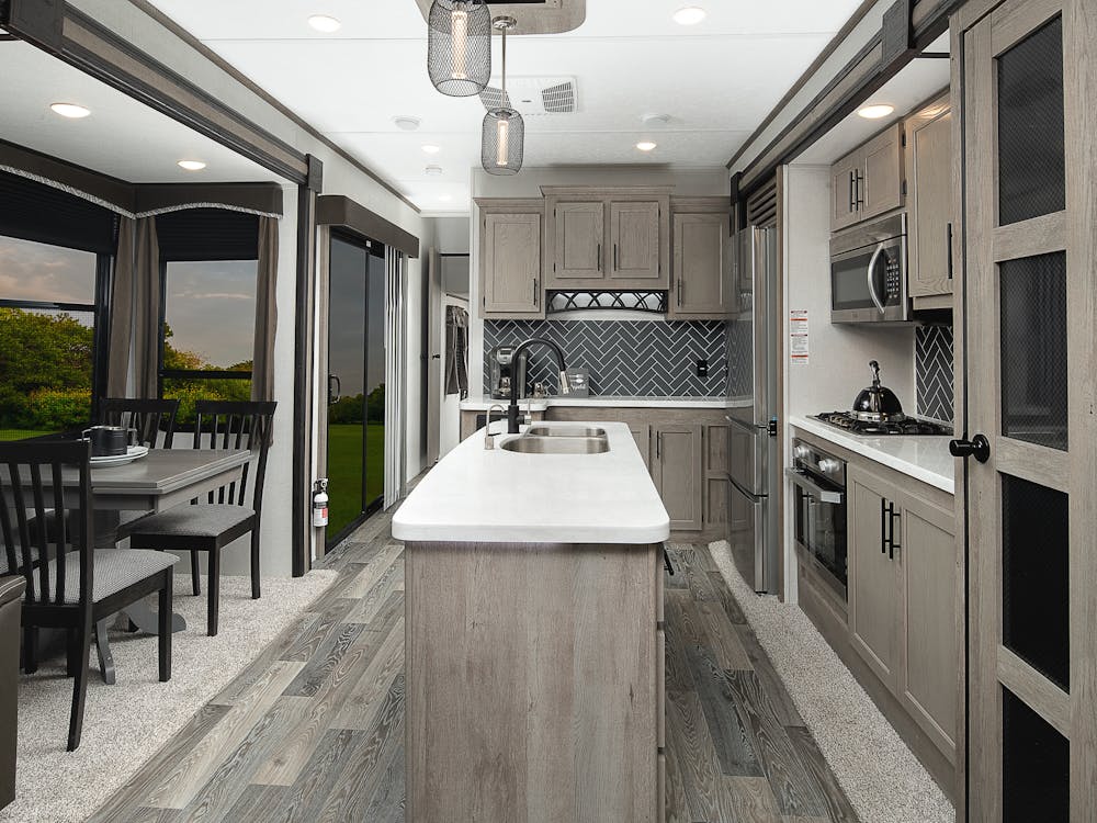40MKTS kitchen
