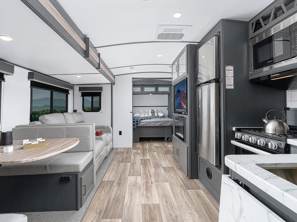 Bullet 260RBS Main photo, featured vaulted ceilings, kitchen, dinette and couch