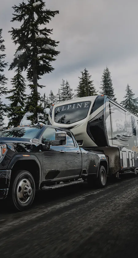 Keystone Alpine Luxury Fifth Wheel RVs - Keystone RV