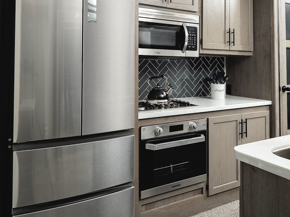 40MKTS kitchen