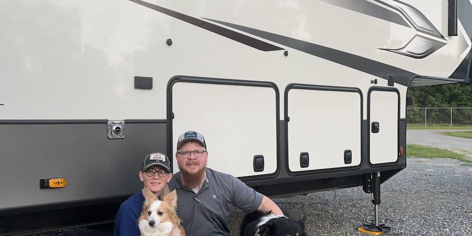 That Traveling Wife