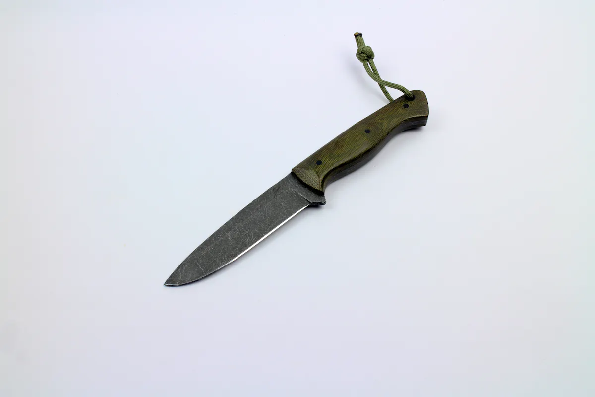 Simon Grill - Gefährte Bushcraft Mircata