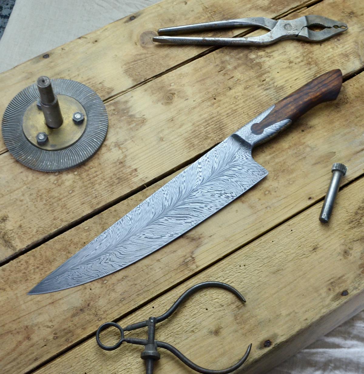Messerschmiede Fiedler - Kochmesser-Keyhole-Wüsteneisenholz