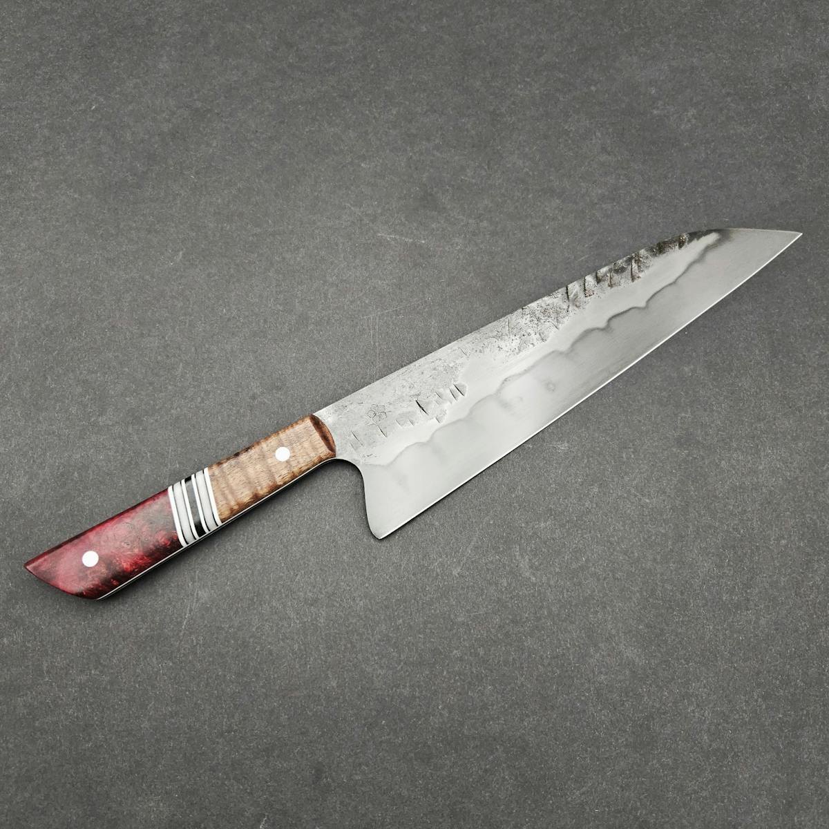 Kanji Knives - Handgeschmiedetes Gyuto mit Hamon I