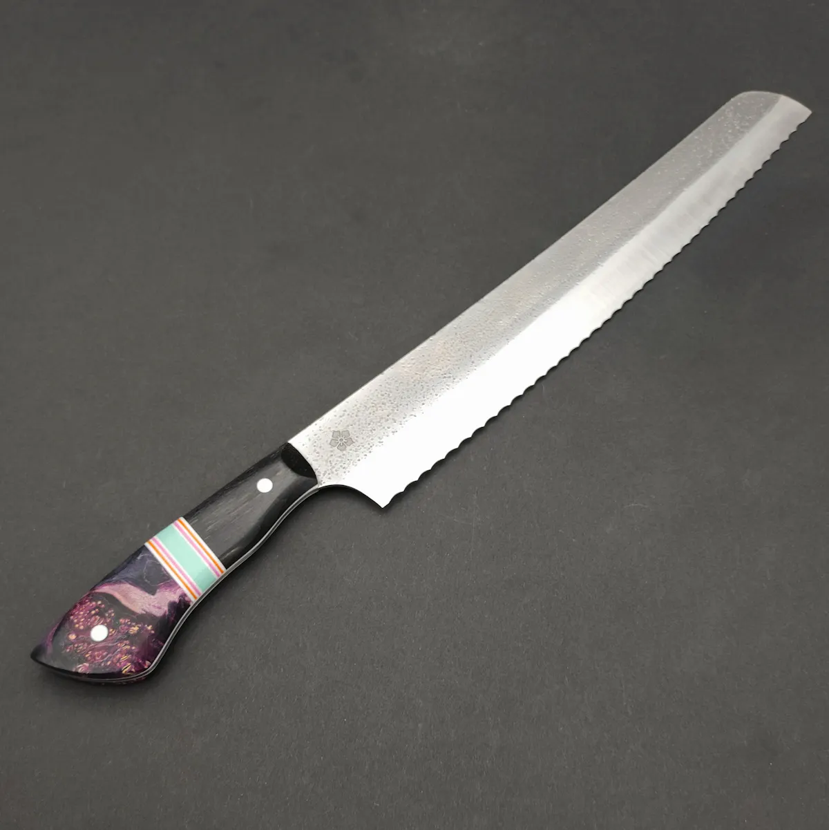 Kanji Knives - Brotmesser mit Kombi-Griff