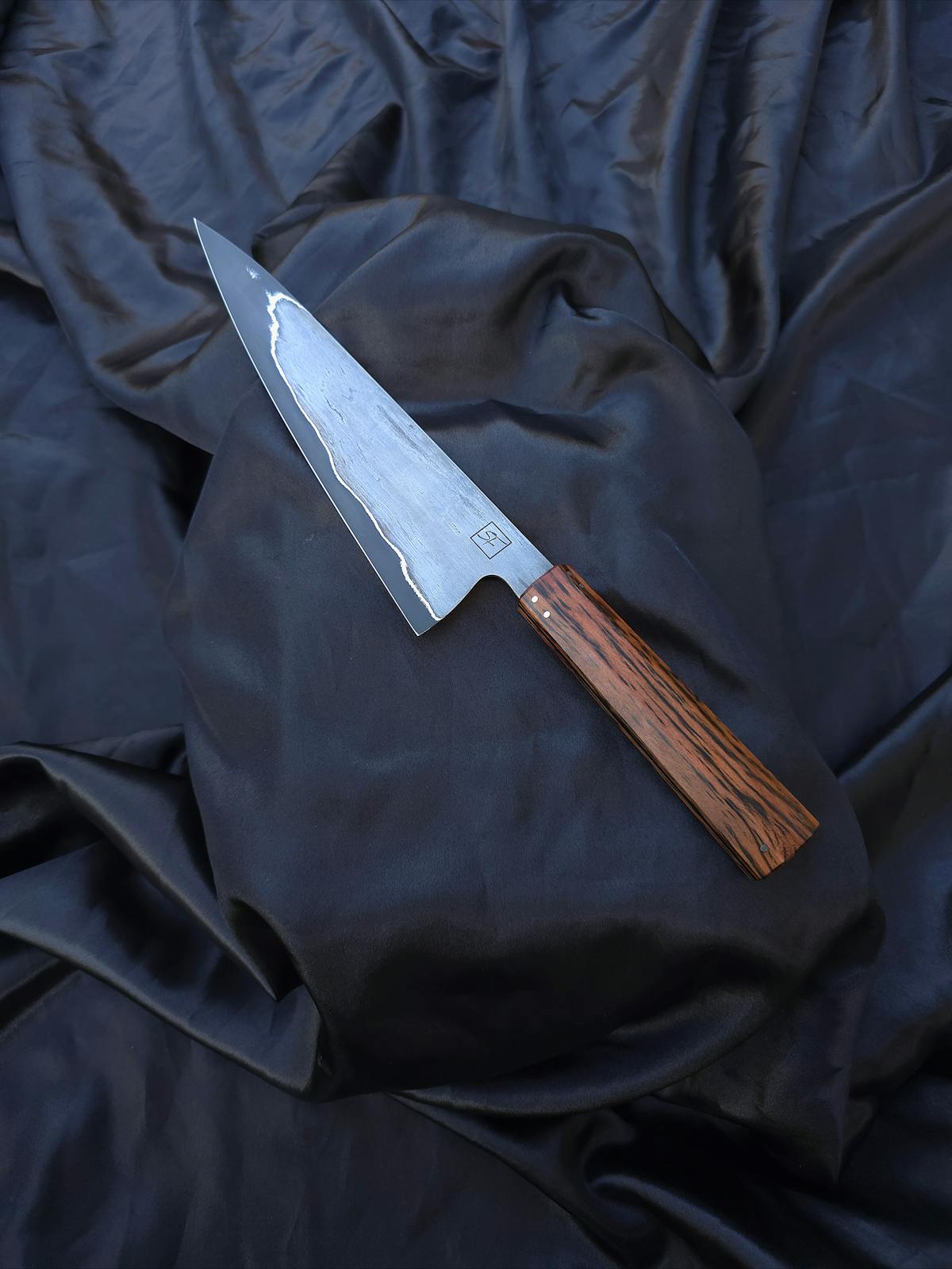 Scherlfirearts - Tasmanian Tiger Walkschliff Gyuto