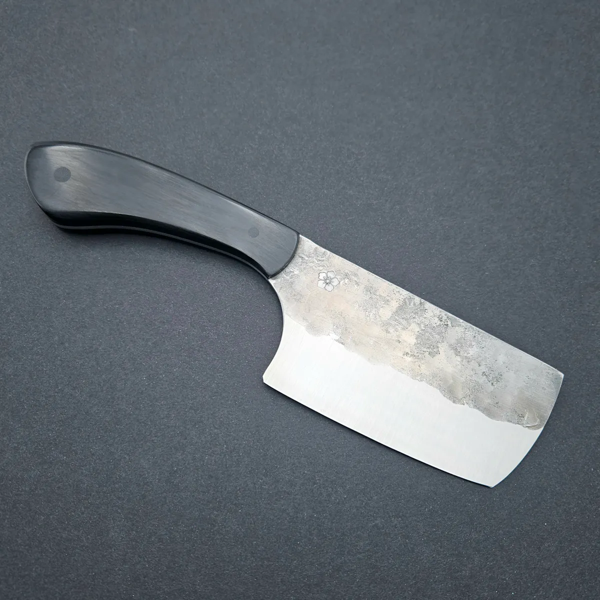 Kanji Knives - Kräuterhackmesser mit Büffelhorngriff