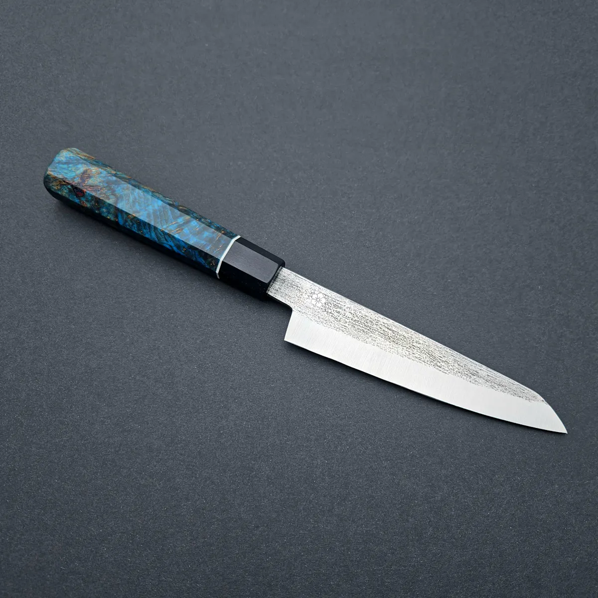 Kanji Knives - Petty mit Griff aus blauem Ahornholz