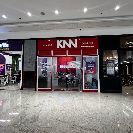 Fachada da KNN Idiomas no shopping de Rio das Ostras no RJ