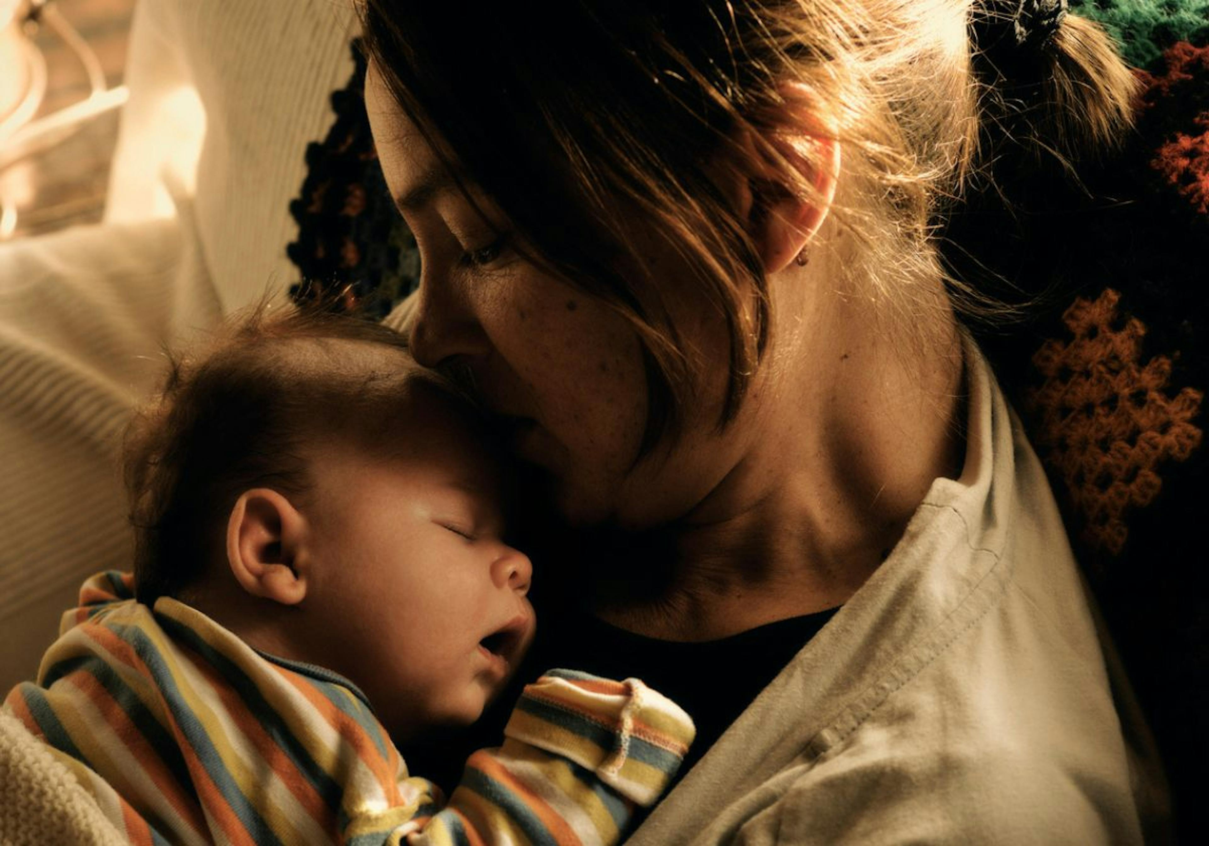 barn och mamma