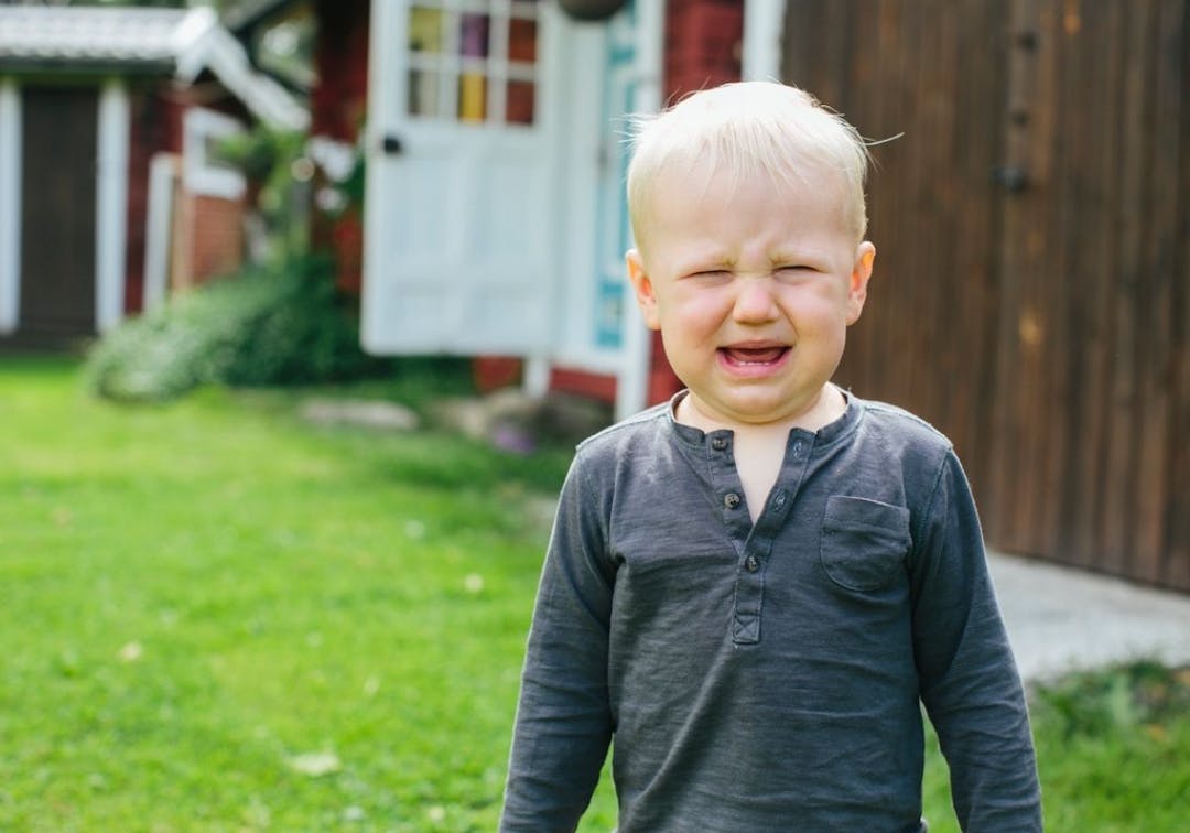 Barn gråter