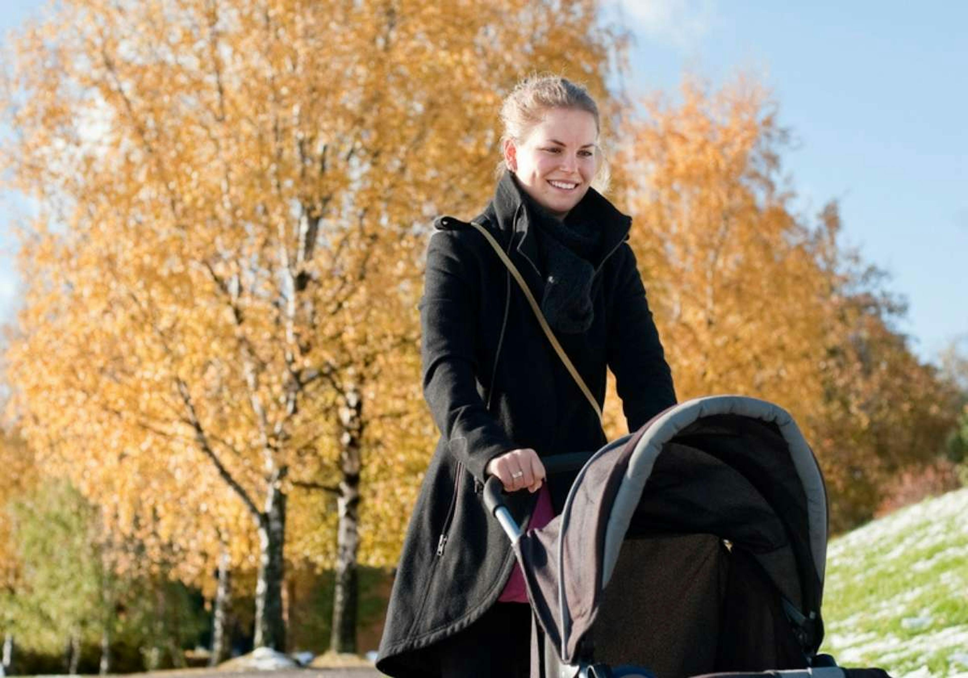 Mamma med barnvagn