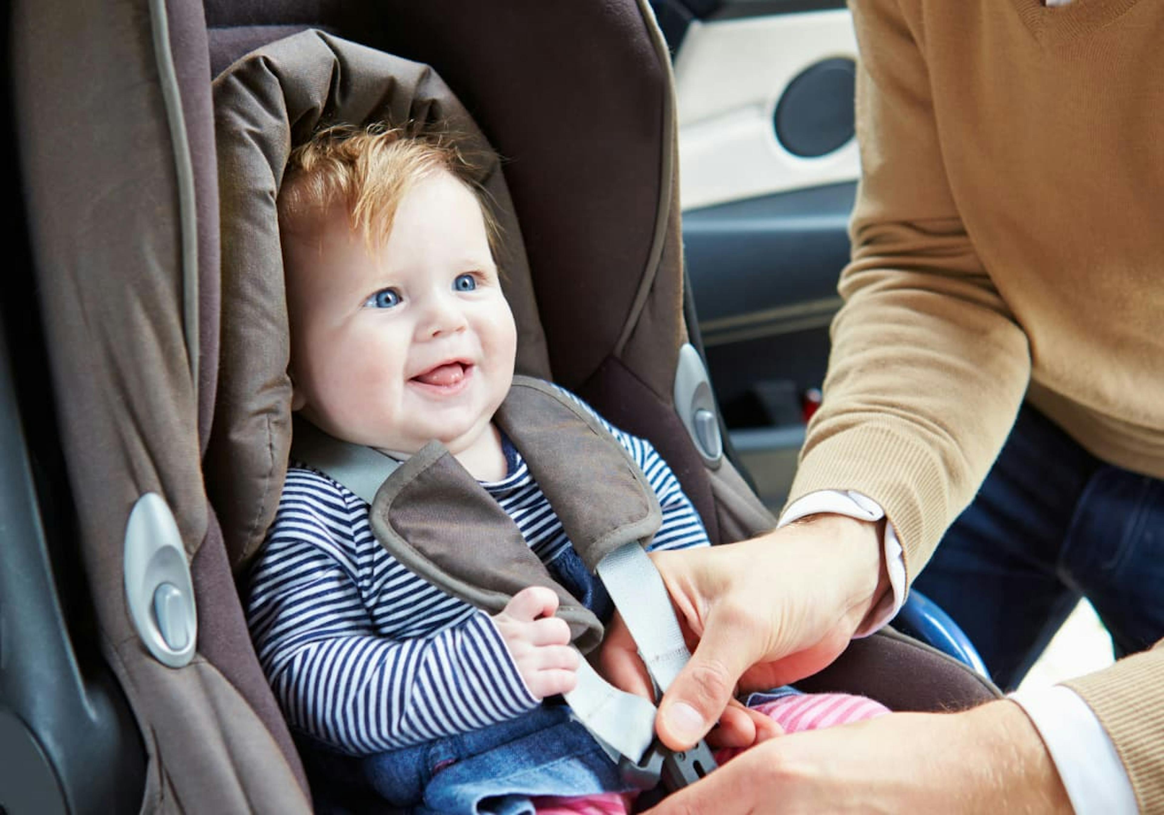 bakvänd bilbarnstol 