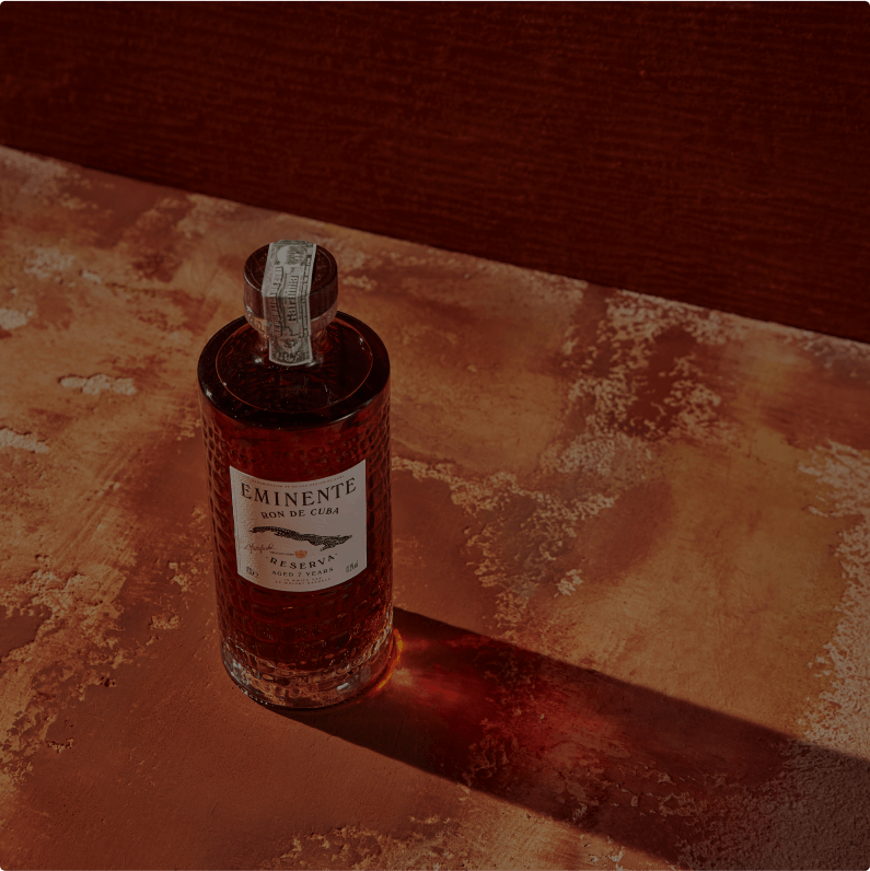 Eminente Ambar Claro beautyshot 3