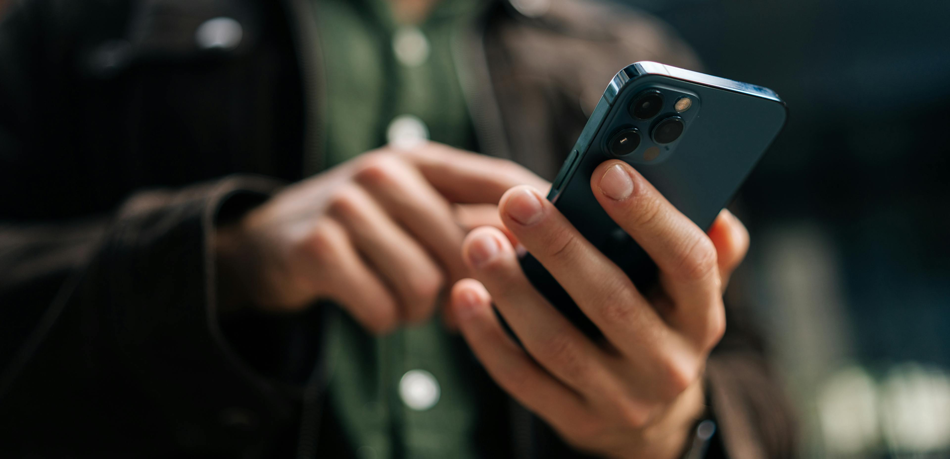 narbild-mobil-i-hand